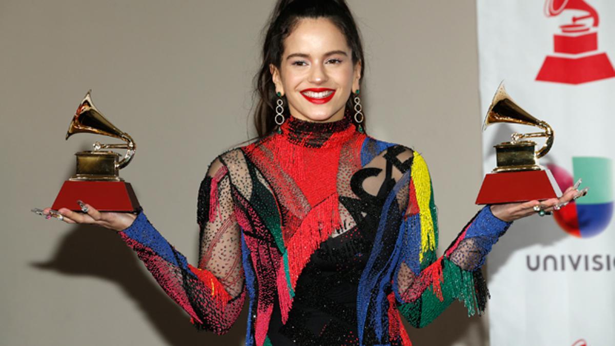 Rosalía, con sus dos premios Grammy Latinos 2018