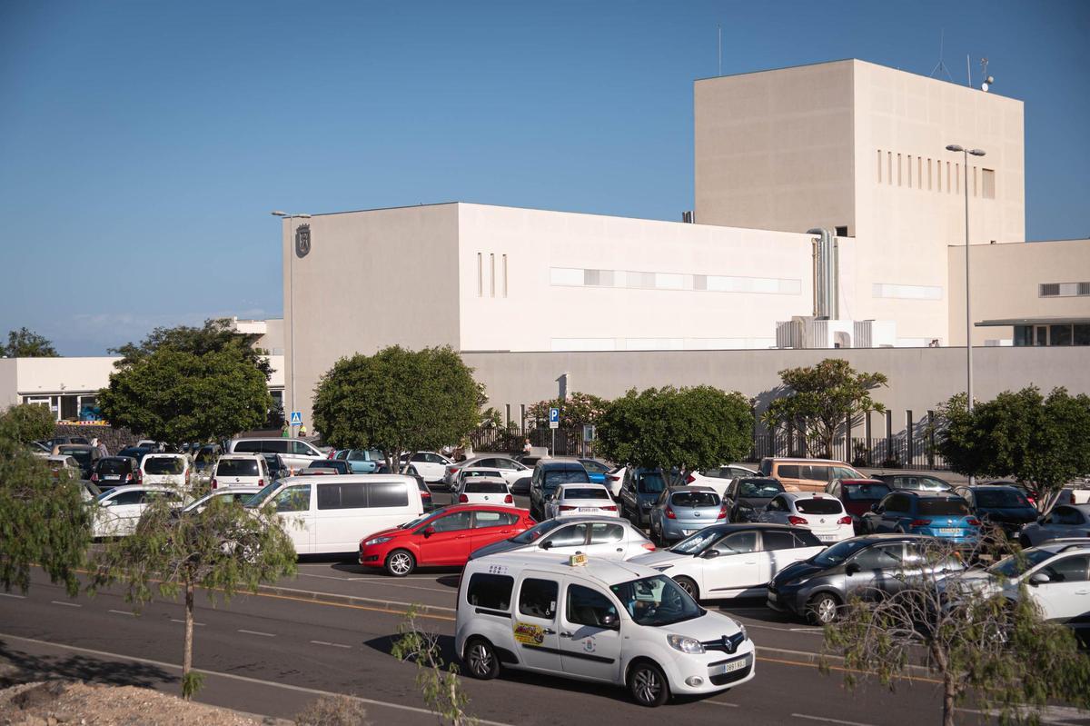 Exterior del Hospital del Sur.