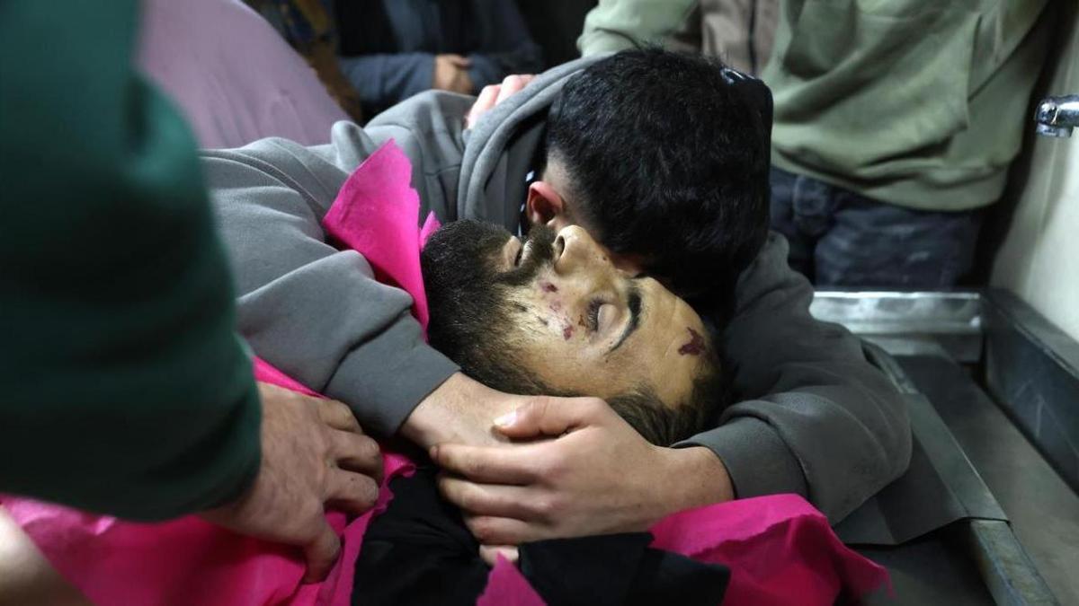 Soldados israelís matan a tiros a cuatro miembros de una familia palestina en Cisjordania