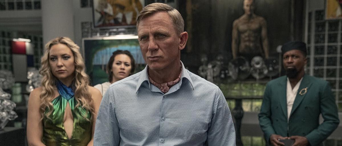 Daniel Craig, en un fotograma de 'Puñales por la espalda: El misterio de Glass Onion'.