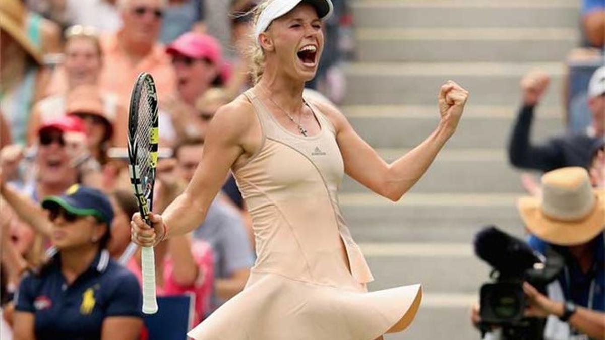 Caroline Wozniacki se impuso a Sharapova