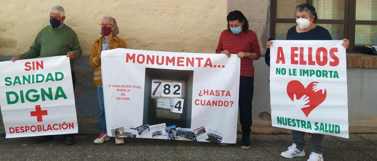 Lectura del manifiesto en Tábara.