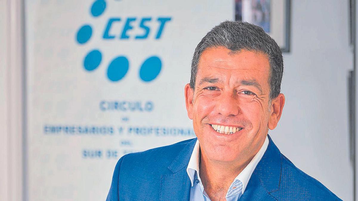 Javier Cabrera, presidente del CEST.