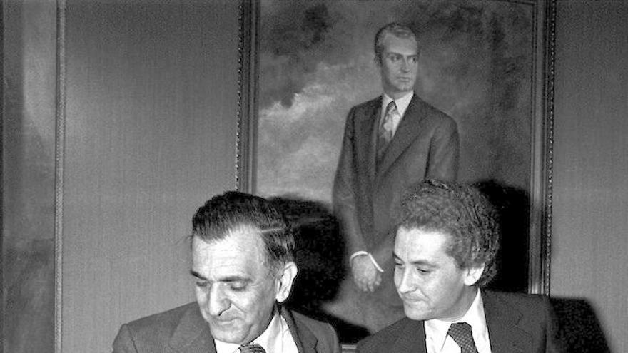 Plácido Fernández-Viagas y Rafael Escuredo, dos personajes históricos que tomaron las riendas de la autonomía.