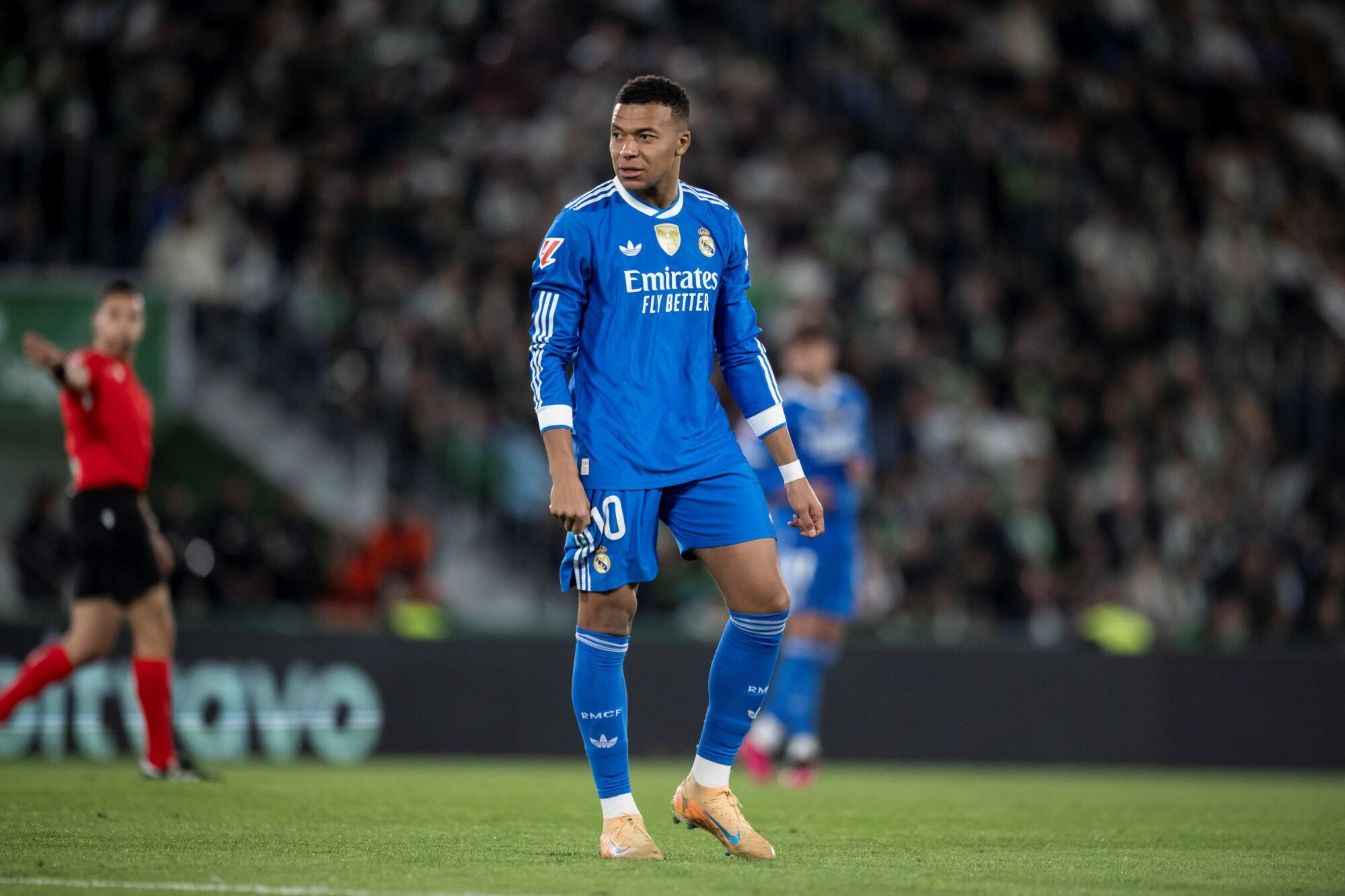 Kylian Mbappe of Real Madrid CF looks on during the Spanish league, La Liga EA Sports, football match played between Elche CF and Real Madrid C.F. at Manuel Martinez Valero Stadium on November 23, 2025 in Elche, Spain. AFP7 23/11/2025 ONLY FOR USE IN SPAIN. Francisco Macia / AFP7 / Europa Press;2025;SPORT;ZSPORT;SOCCER;ZSOCCER;Elche CF v Real Madrid C.F - La Liga EA Sports;