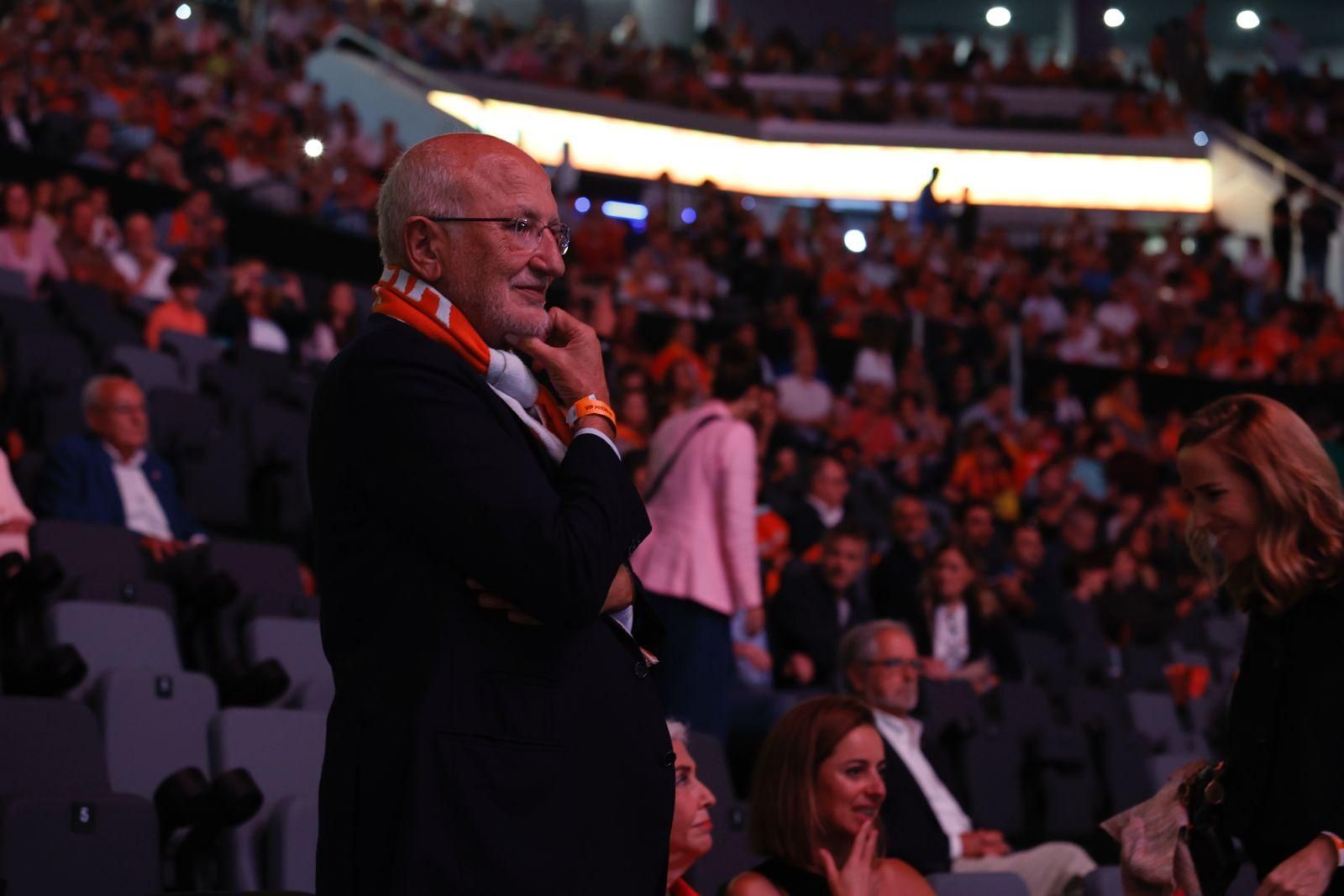 Mucha emoción en la inauguración del Roig Arena