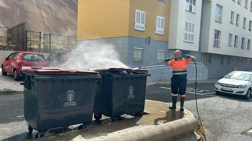 El plan de higiene urbana llega a otros siete barrios en junio: este es el listado