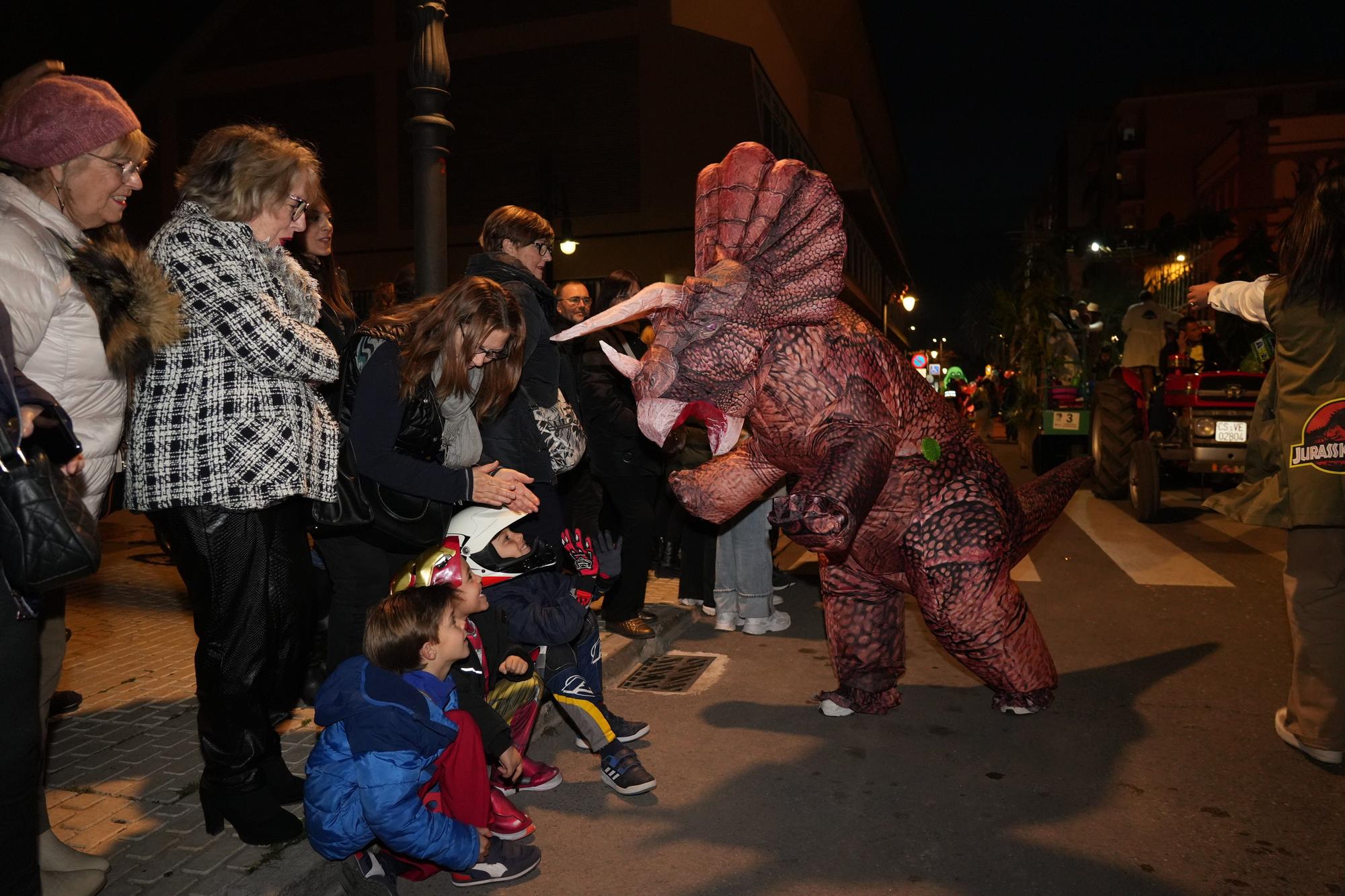 GALERÍA | El Grao de Castelló se disfraza para celebrar el Carnaval