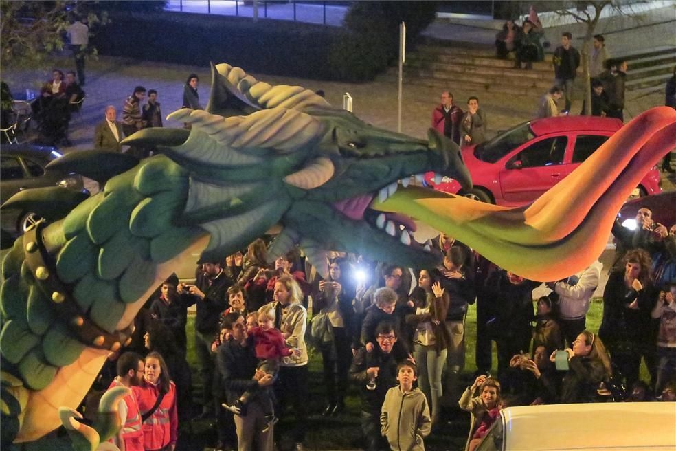 Las imágenes del desfile de San Jorge en Cáceres