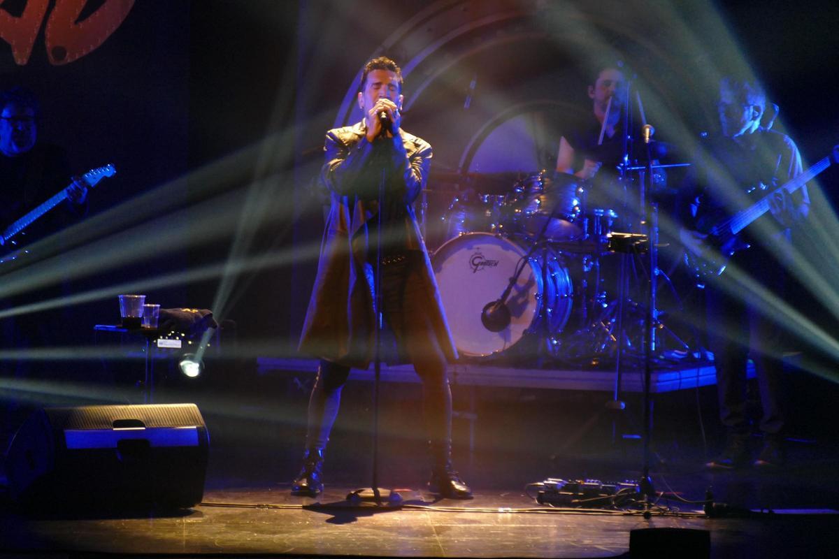 EN IMATGES | SAU triomfa al Teatre El Jardí amb els aires empordanesos de Fredrik Strand