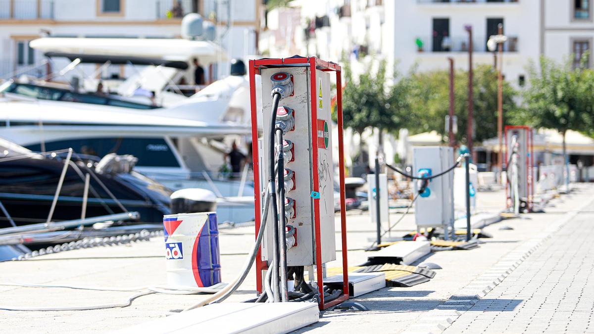 Instalaciones eléctricas del Martillo en el Puerto de Ibiza