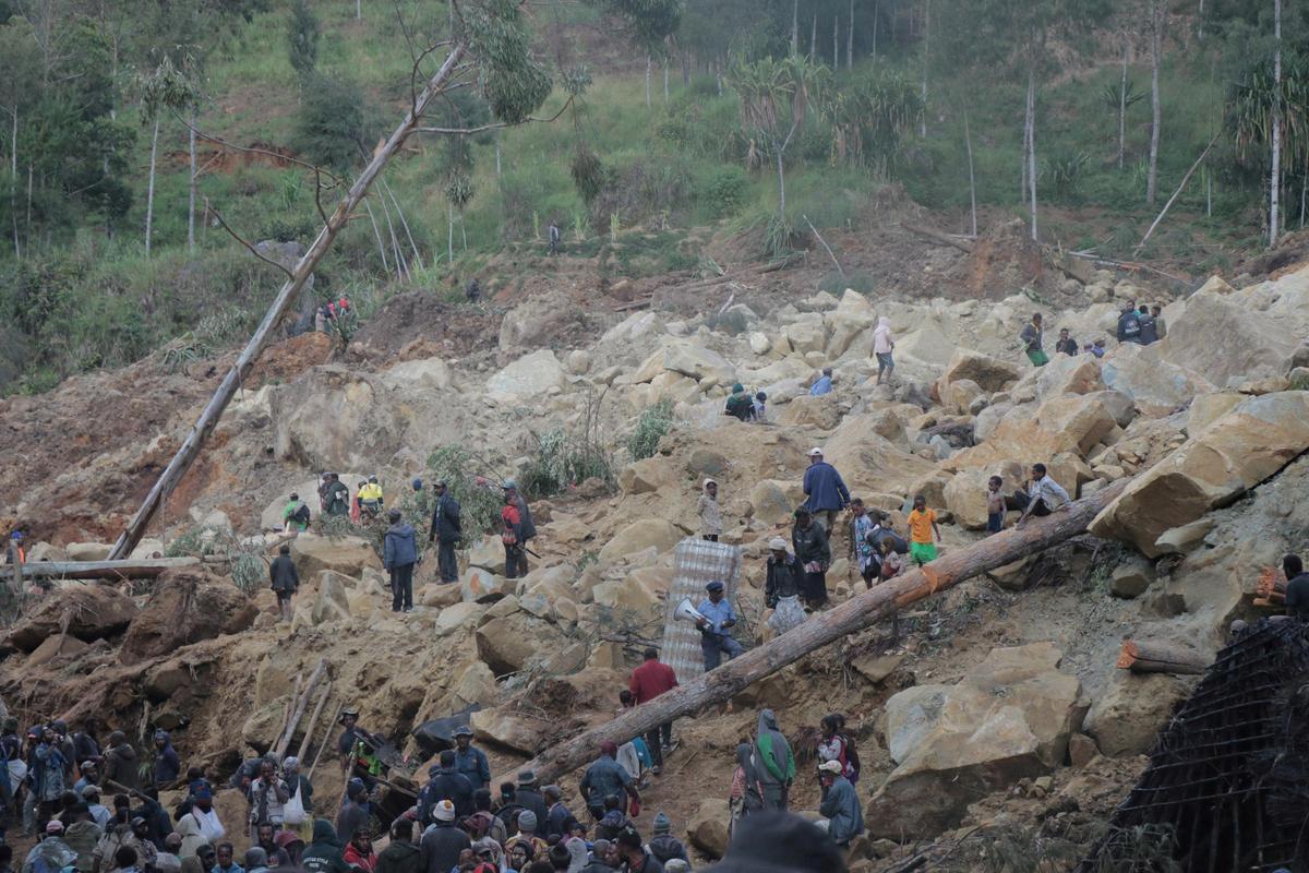 Una avalancha en Papúa Nueva Guinea sepulta a más de 2.000 personas