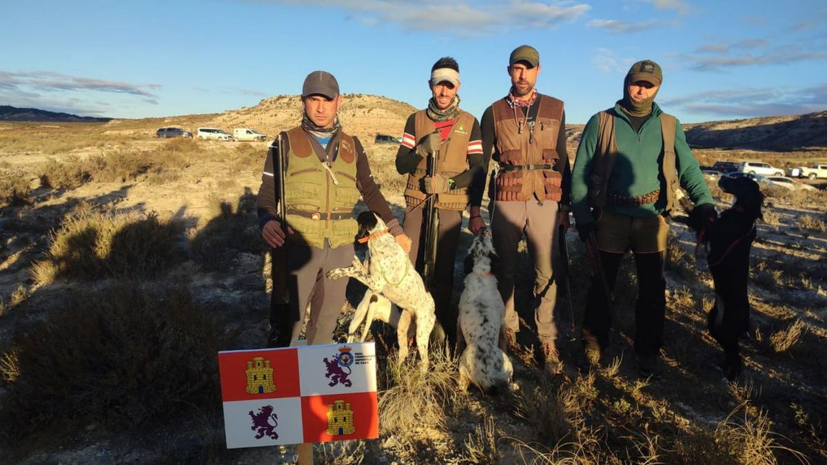 José Luis Tomé -segundo por la izquierda-, con los otros tres representantes de Castilla y León. | LOZ