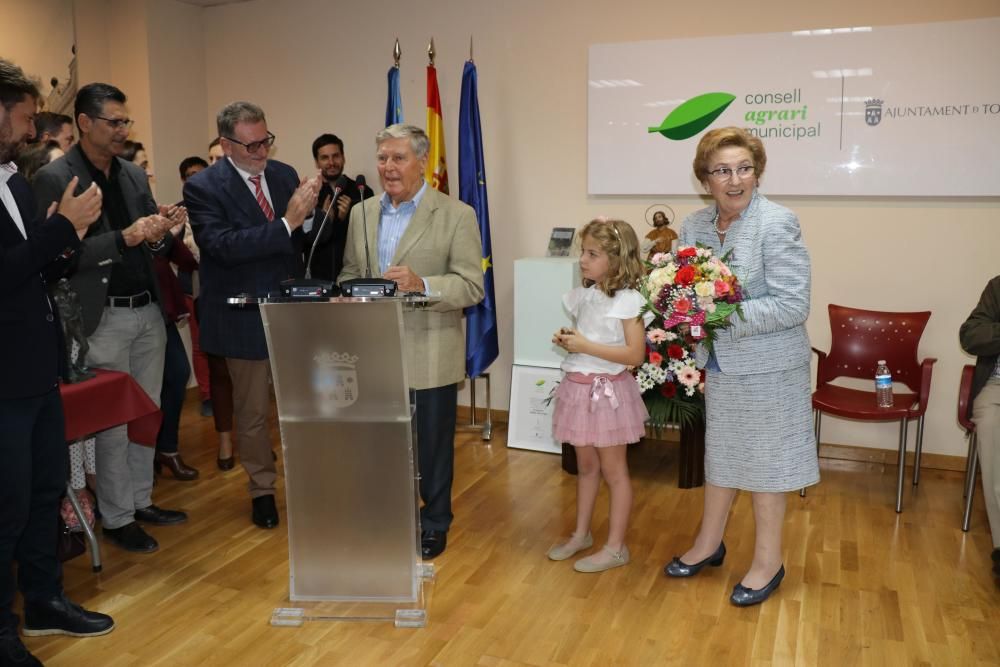 Premio de "Llaurador de l'Any de Torrent" a Evaristo Pérez Pellicer.