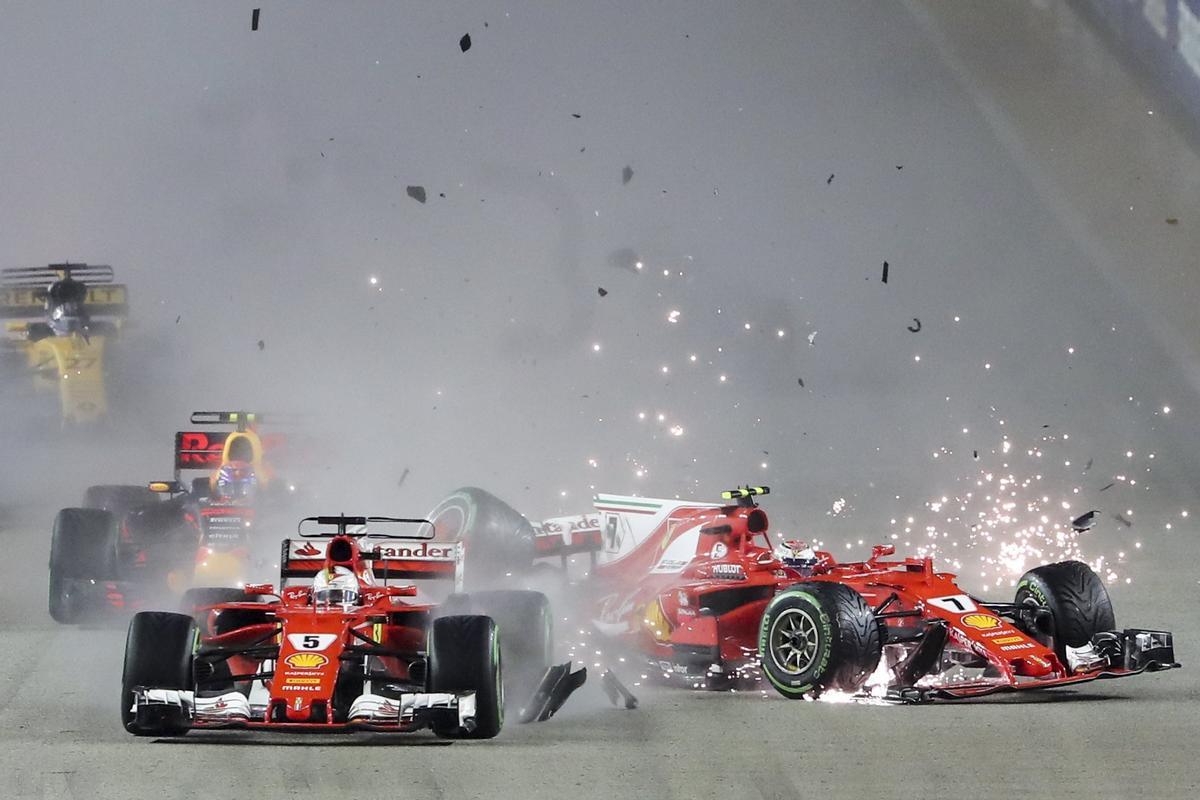 Raikkonen y Vettel protagonizaron un polémico accidente como compañeros en Ferrari durante el GP de Singapur de 2027
