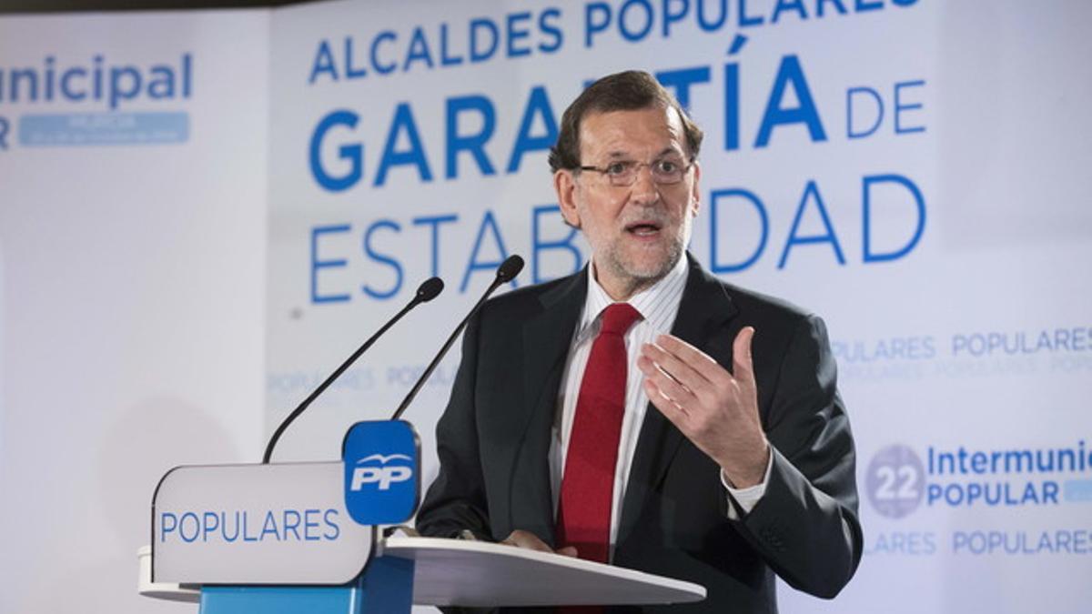 Mariano Rajoy, durante la clausura de la Intermunicipal del PP, este domingo en Murcia.