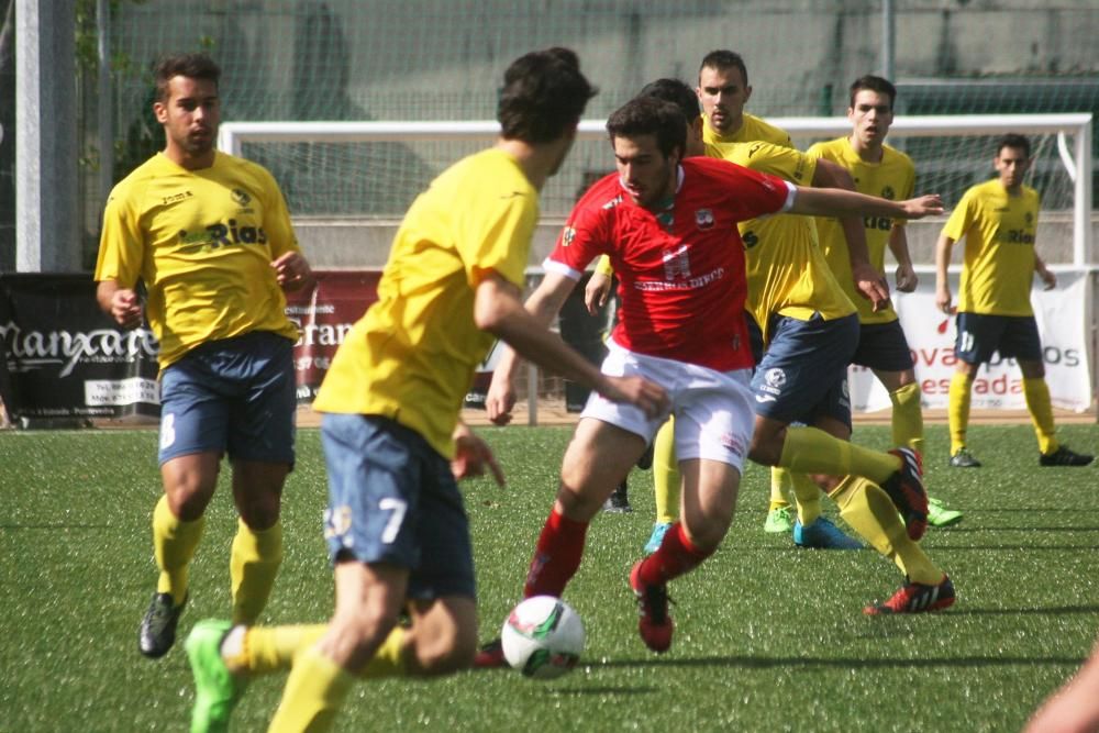 El club homenajea en su despedida al capitán tras 15 años en el club y a su entrenador, tras seis temporadas al frente del banquillo.