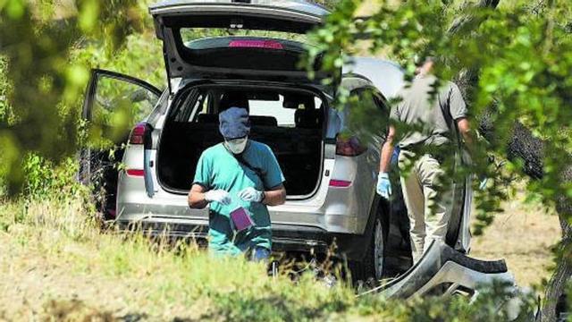 Un hombre mata a su esposa y se suicida ante su hija de 2 años en Barcelona