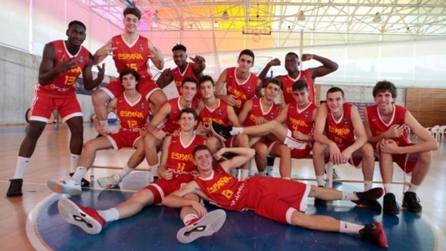 Tres jugadores del Unicaja en el Europeo Sub-16