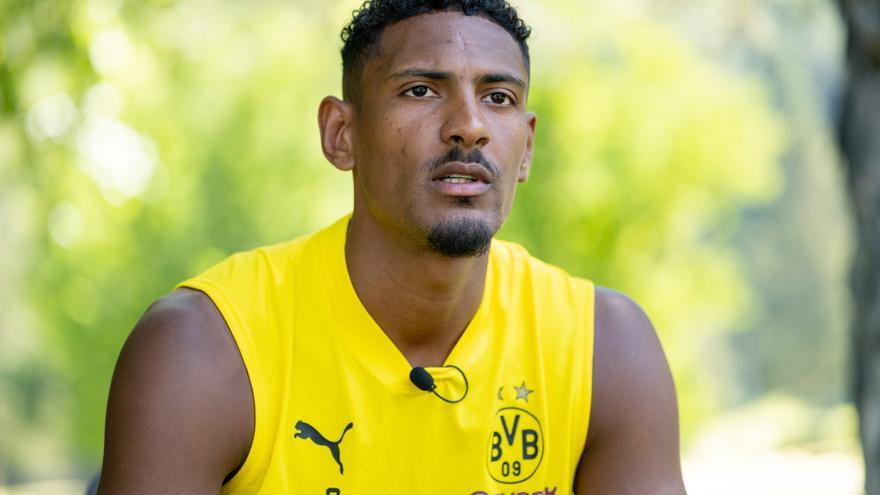 El Borussia Dortmund comunica que Haller padece un tumor testicular