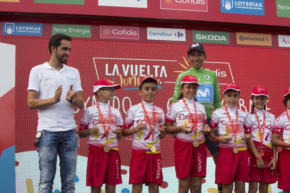 Llegada a Alicante de la tercera etapa de la Vuelta