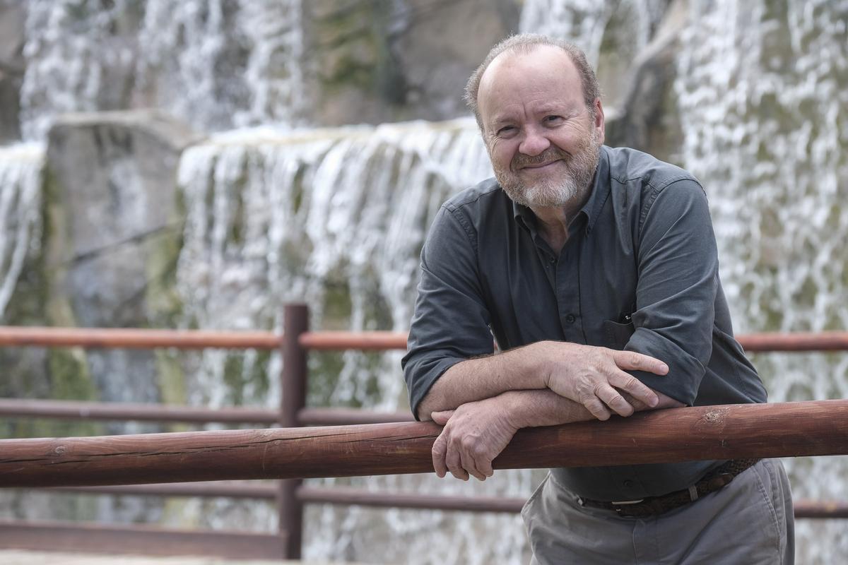 El periodista Michel Jorge Millares, autor del documental '50 años, un destino, un futuro'