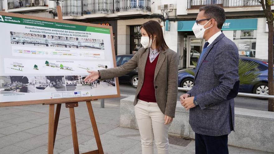 Cristina Casanueva y Santiago Cabello presentan la remodelación del bulevar.