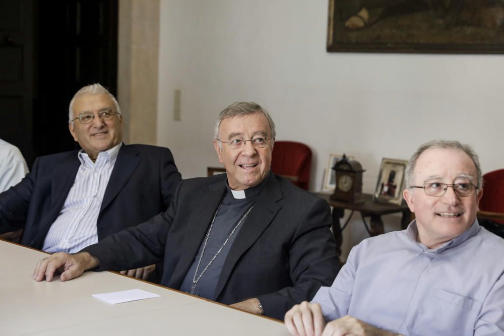 Salinas se despide de Mallorca con una misa en la catedral