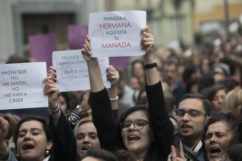 Concentración contra la sentencia a La Manada en Oviedo