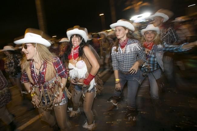 Coso de leyenda en Puerto del Rosario