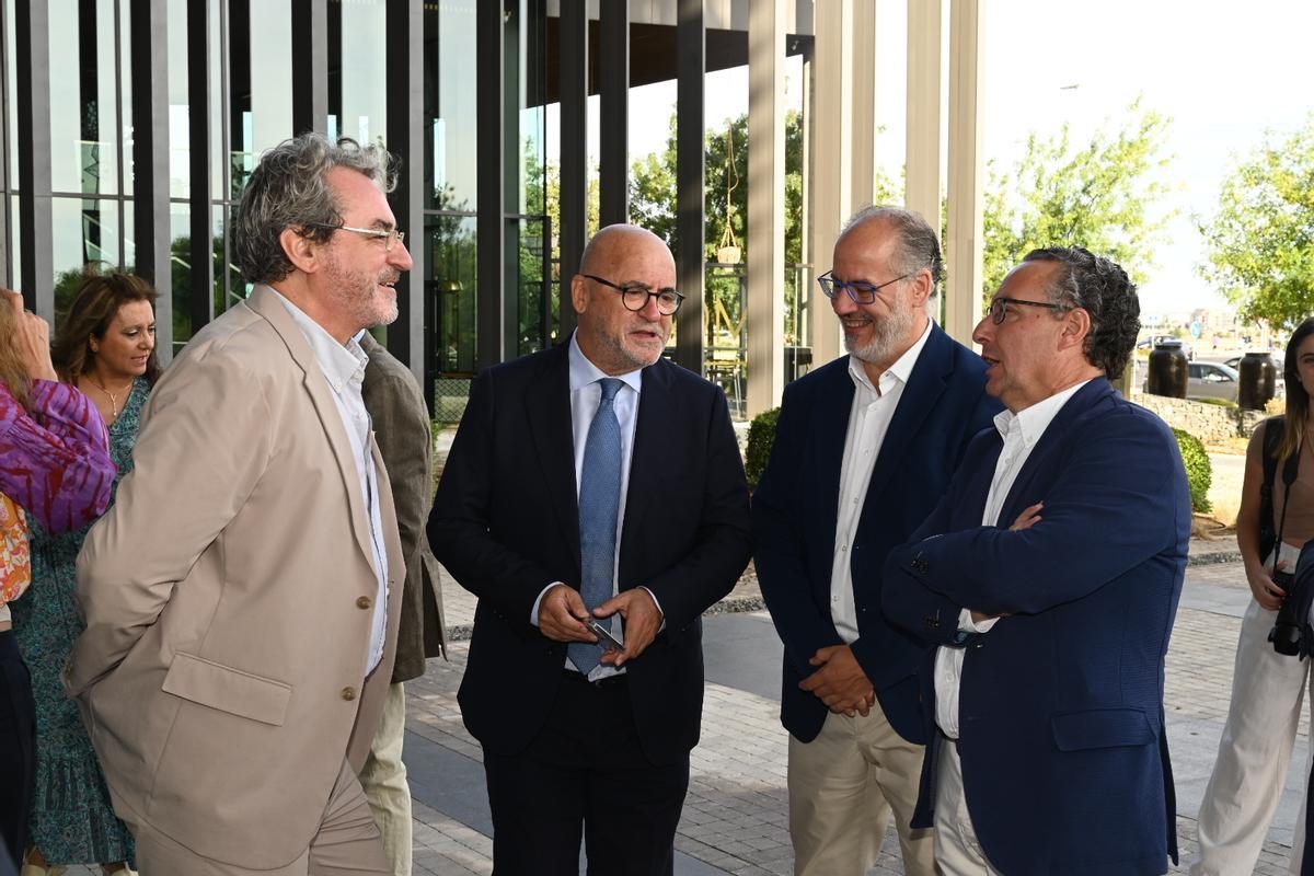 GALERÍA | El empresariado extremeño exhibe músculo en la presentación de ‘activos’