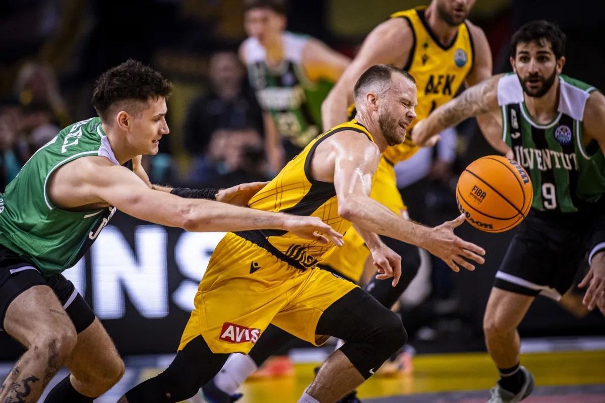El Unicaja espera rival: AEK o Joventut.