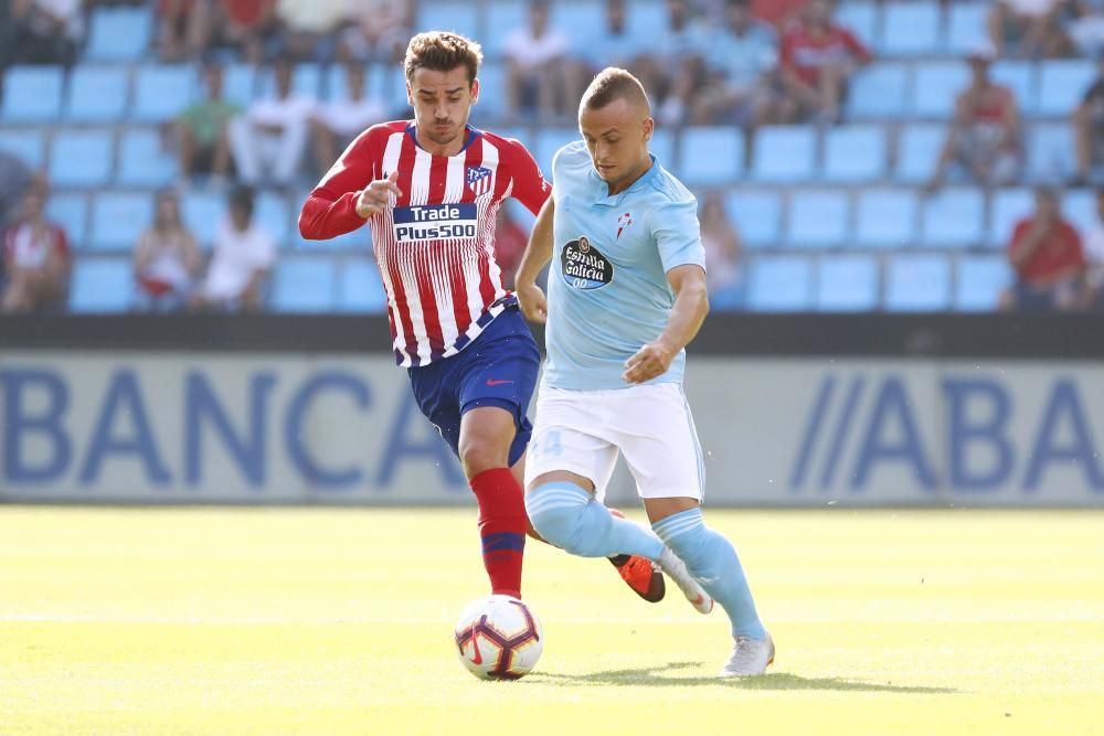 Intensidad a flor de piel en el duelo entre celestes y rojiblancos en el estadio de Balaídos.