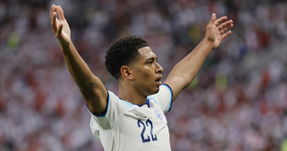 Jude Bellingham celebrando el gol marcado con Inglaterra ante Irán