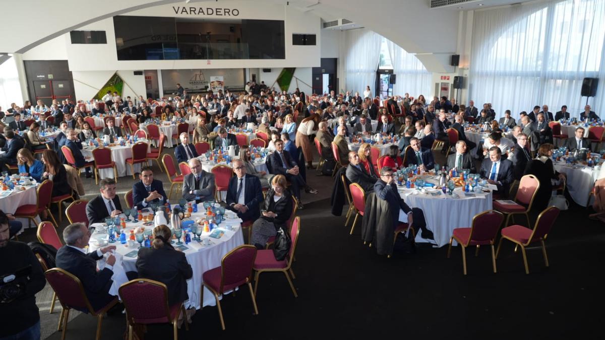 Asistentes a la jornada de Mediterráneo y PortCastelló.