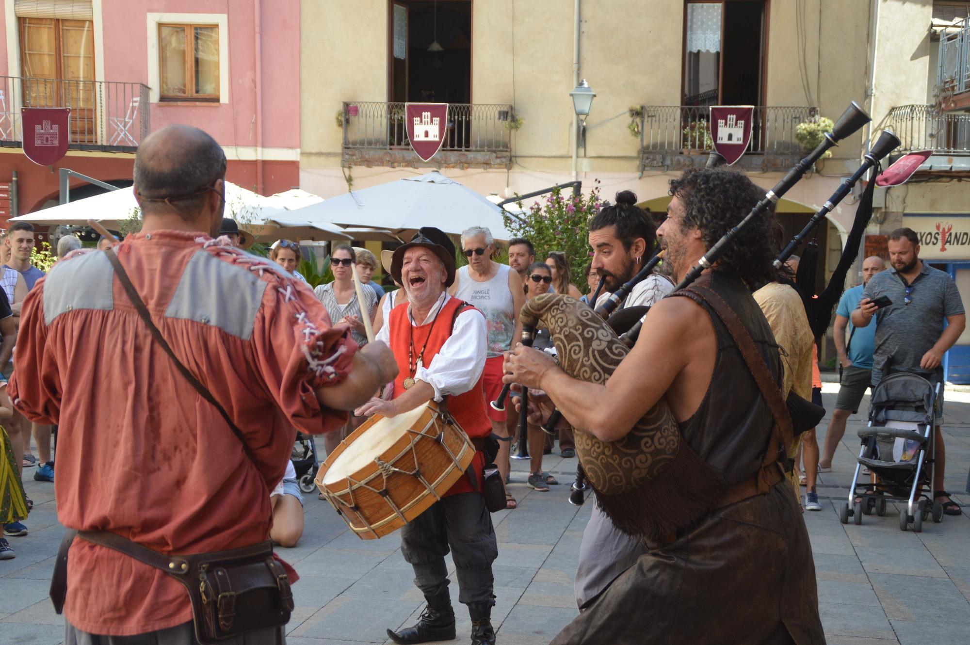 Castelló bull de gent amb el trentè festival Terra de Trobadors