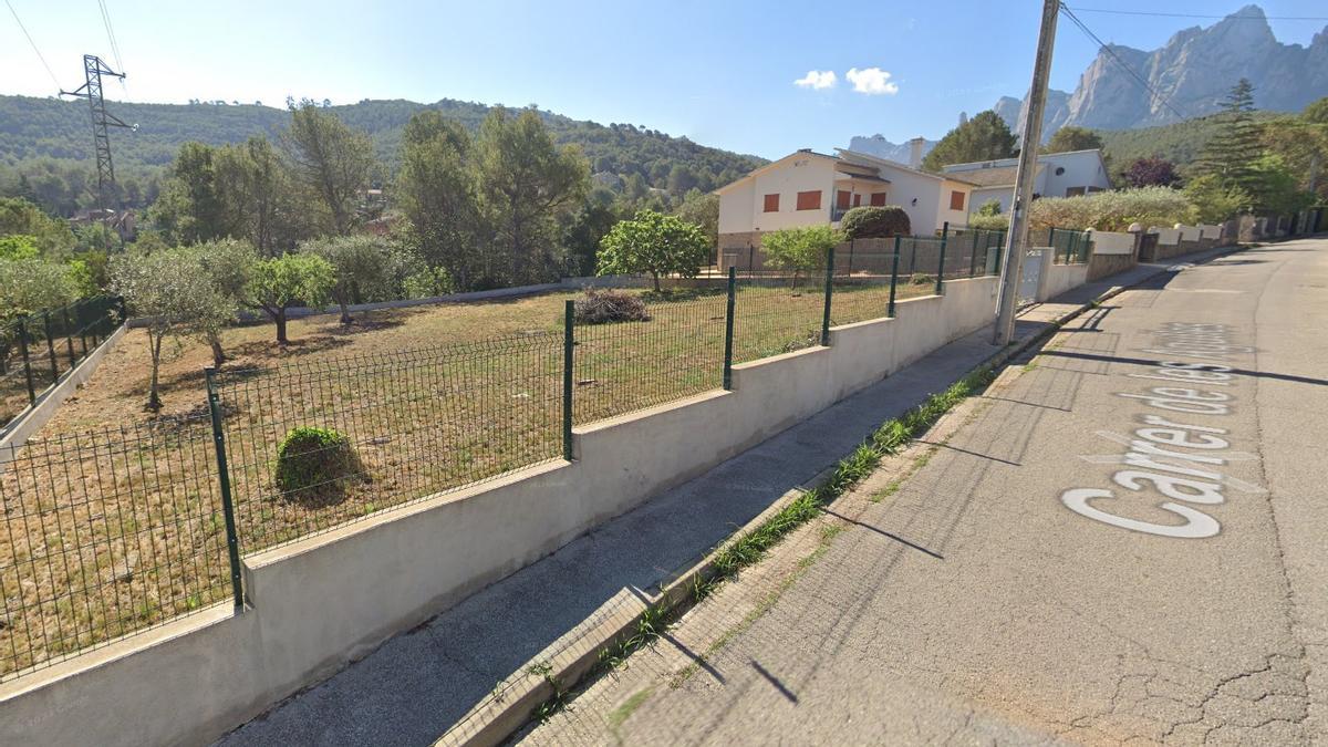 Un dels solars afectats