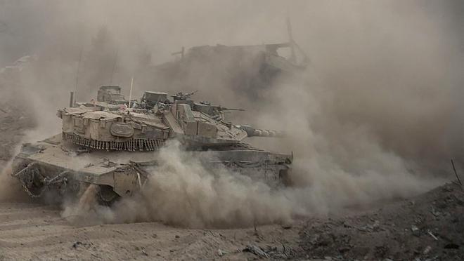 Un tanque de Israel en territorio de Gaza.