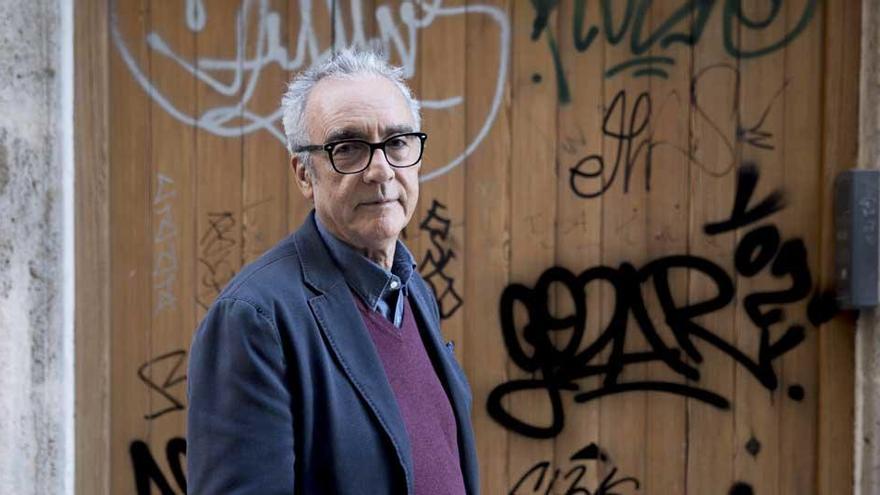 El &quot;intuitivo&quot; artículo de Juan José Millás en 2005 sobre un virus que &quot;nos espera&quot;