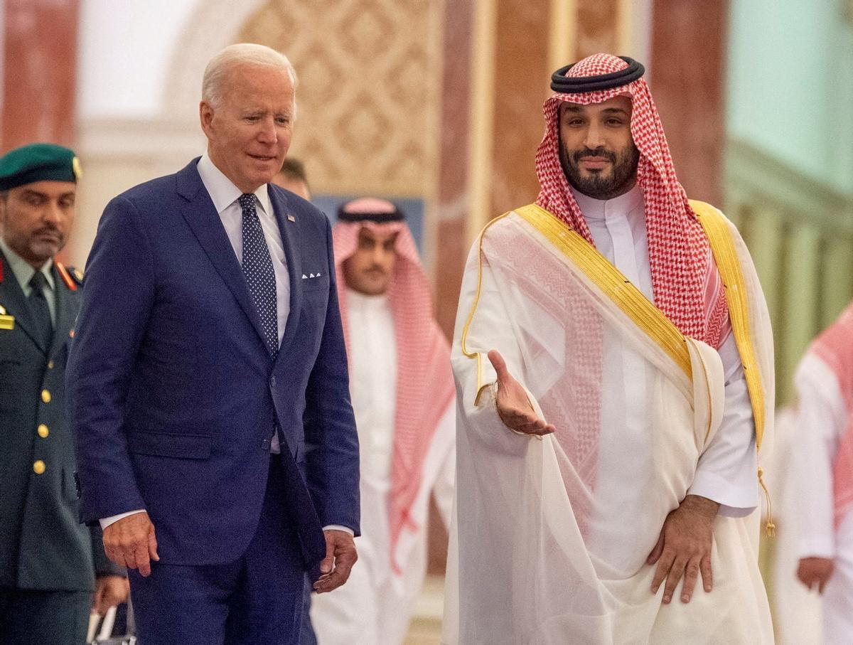 Joe Biden y Mohamed bin Salmán, en Yeda, en julio de 2022. Joe Biden y Mohamed bin Salmán, en Yeda, en julio de 2022.