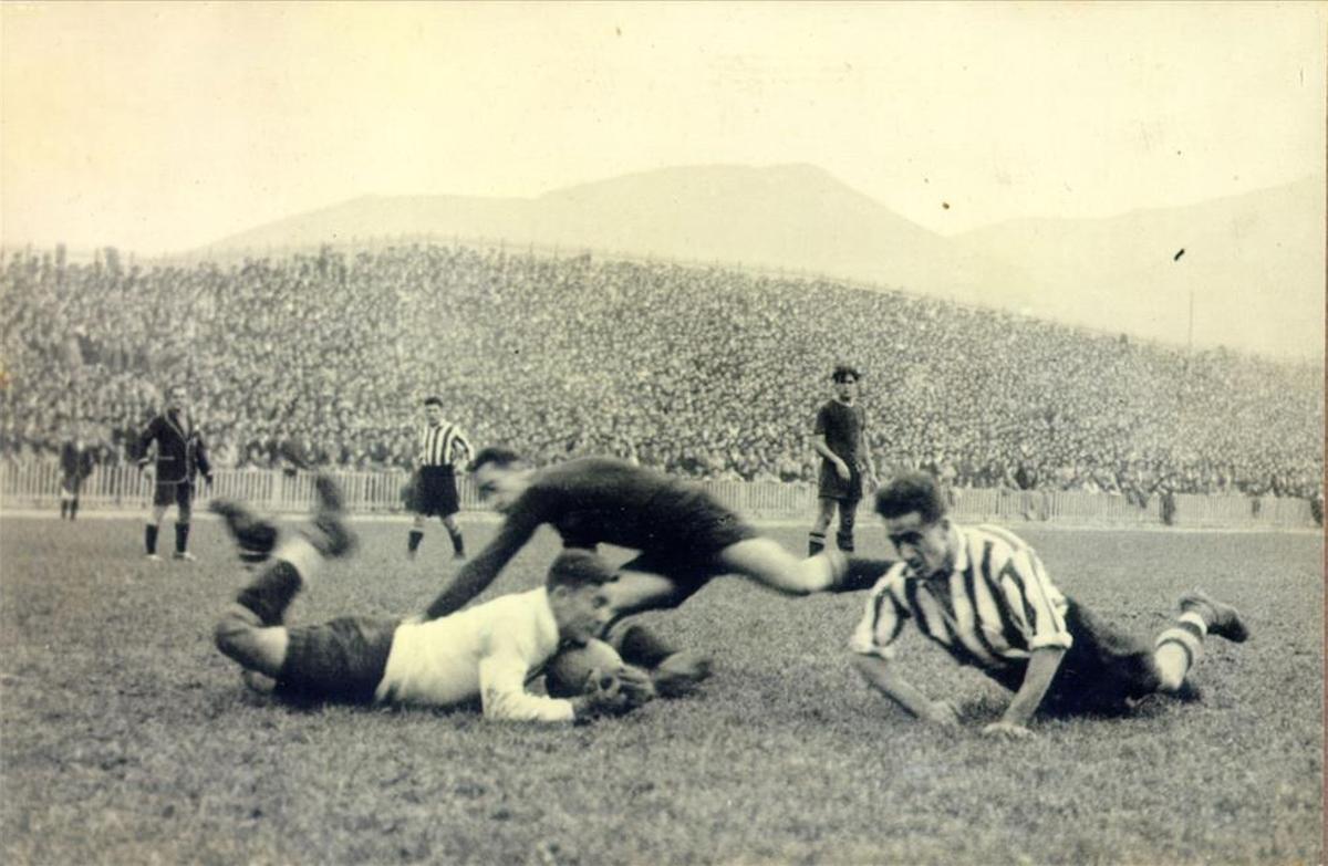 Bata marcó 7 goles en el 12-1 del Athletic al Barça (1931)
