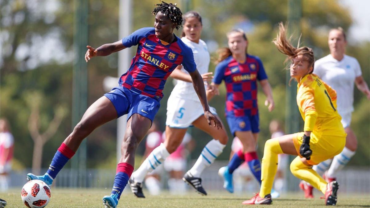 Asisat Oshoala ante el Olympique de Marsella