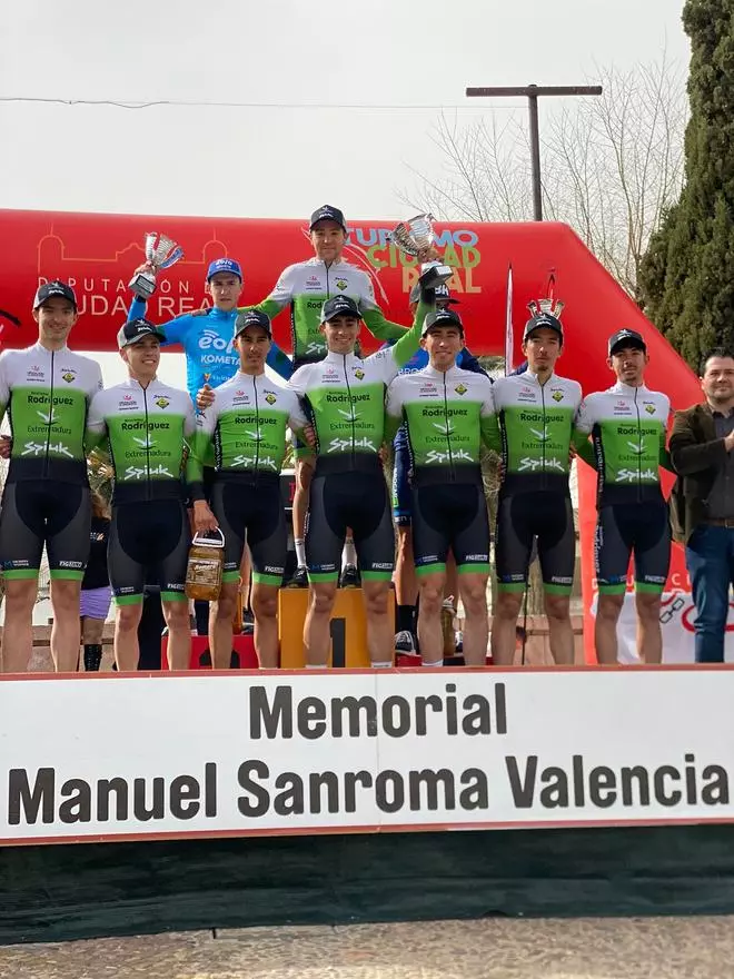 El Bicicletas Rodríguez debuta con una victoria por equipos