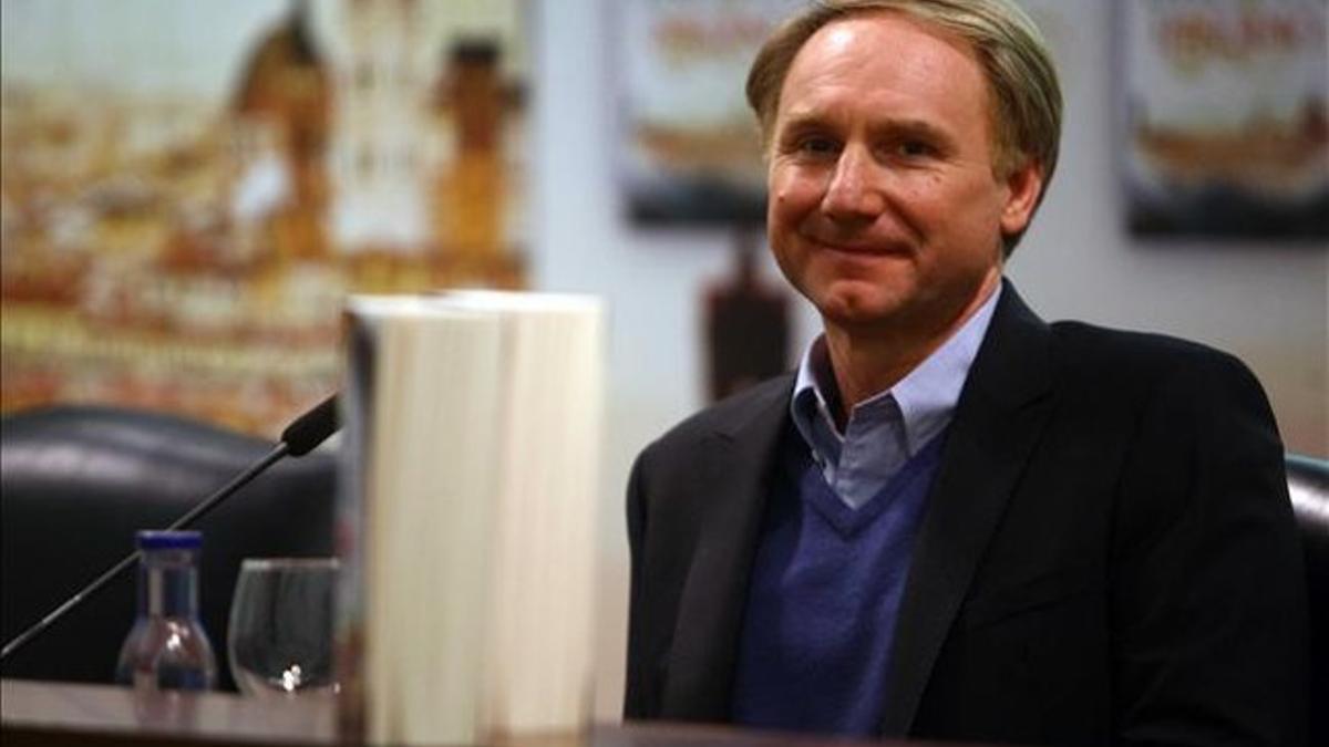 El escritor Dan Brown