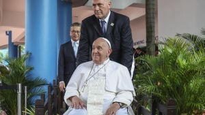 El papa confirma que está pensando en viajar a Canarias por la crisis migratoria