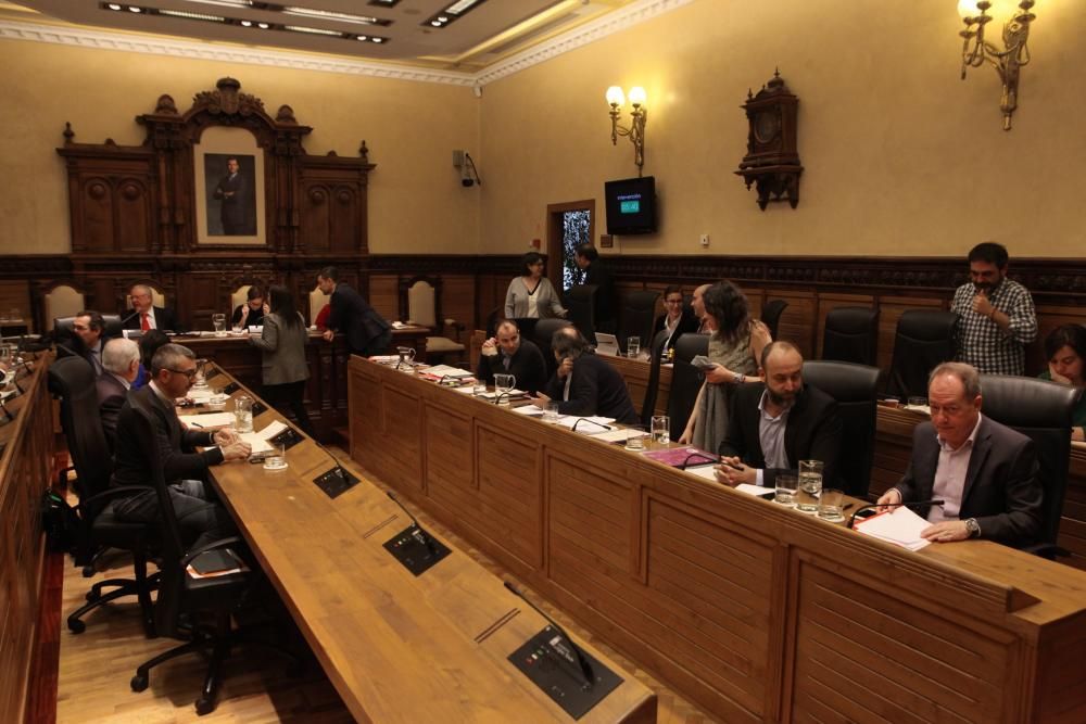 Pleno municipal en Gijón.