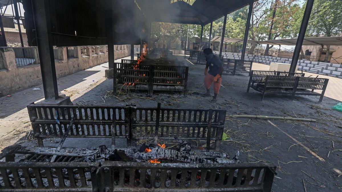 Piras funerarias en India