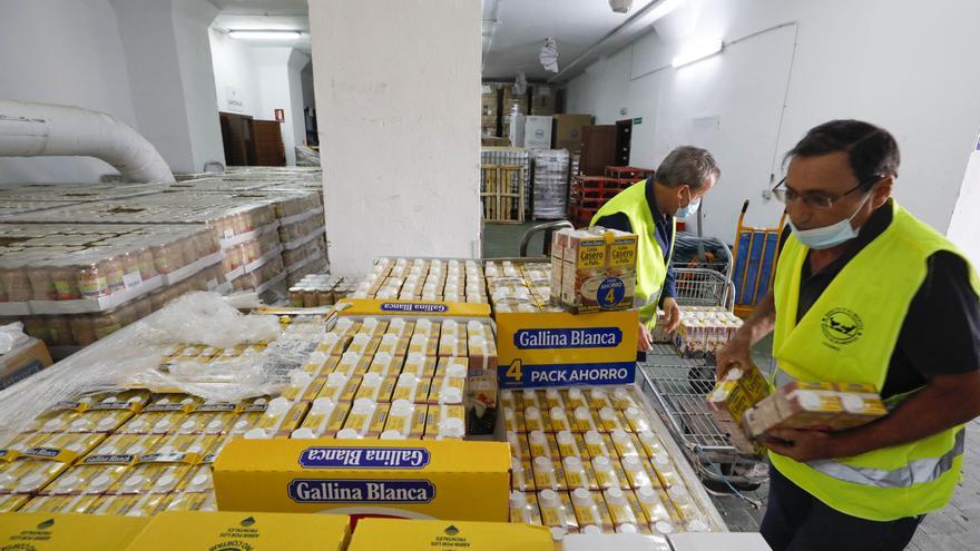 El Banco de Alimentos de Cáceres no cierra en agosto por la continua demanda