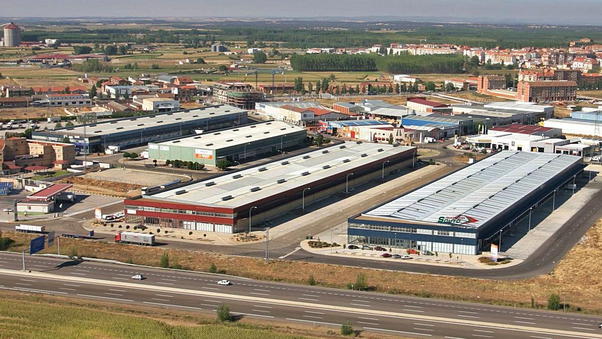 Vista aérea del Centro de Transporte y Logística de Benavente. | L. O. Z.