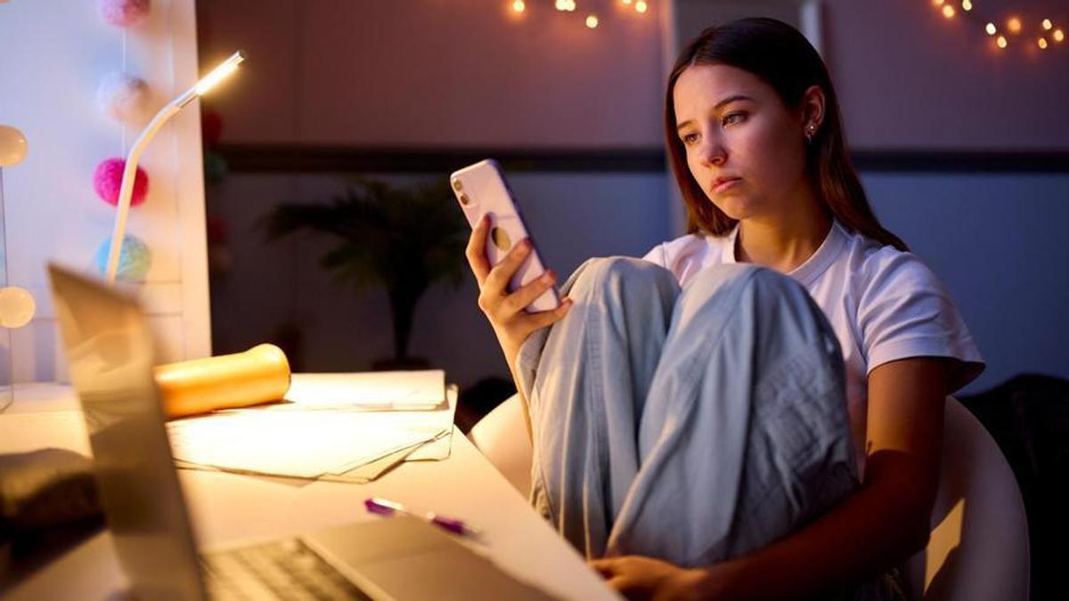 El autodiagnóstico dota de comodidad a la persona y no llega a experimentar el tratamiento que si tendría lugar en un trato profesional.